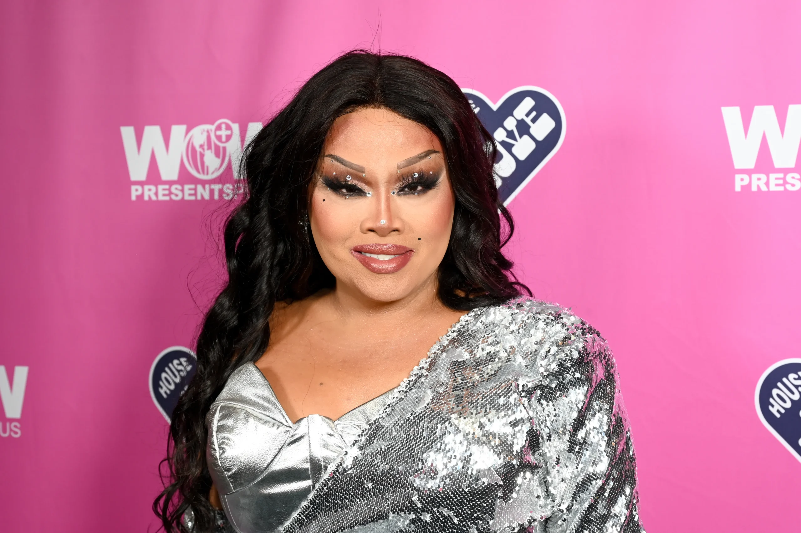 Jiggly Caliente smile