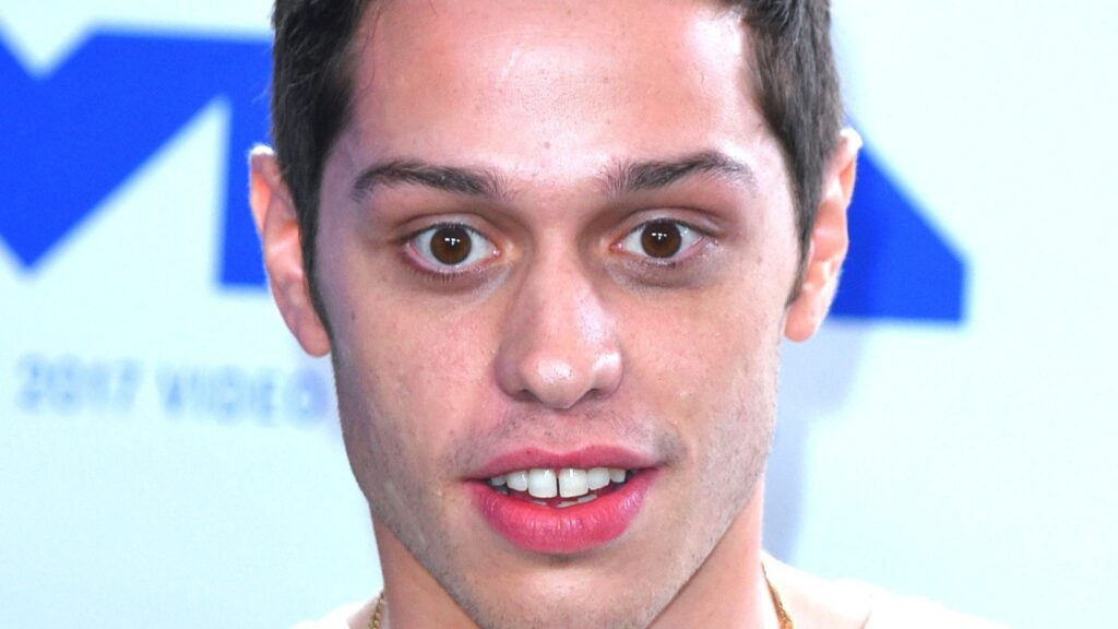 pete davidson teeth gap