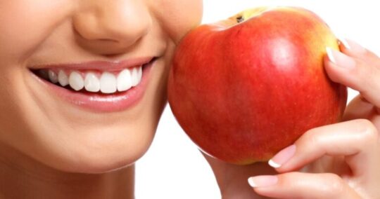 The Surprising Foods That Naturally Whiten Your Teeth